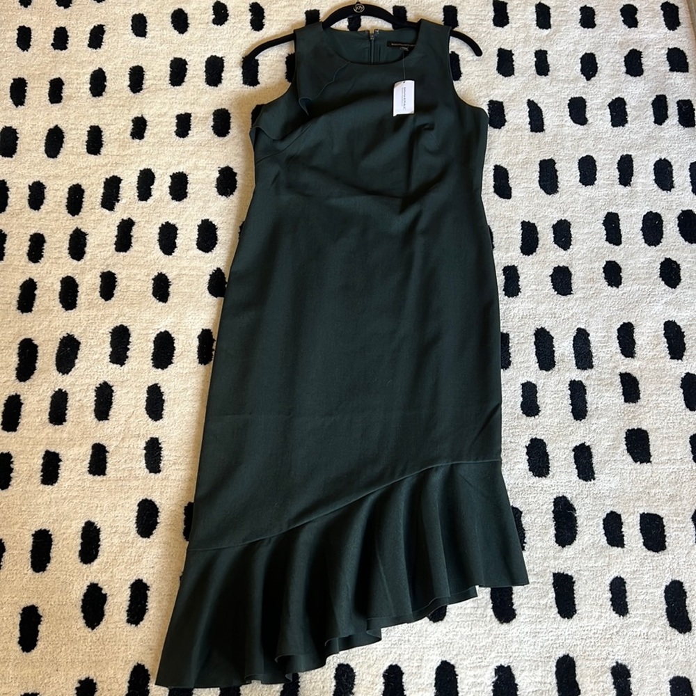 NWT Banana Republic Forest Green Size 4
